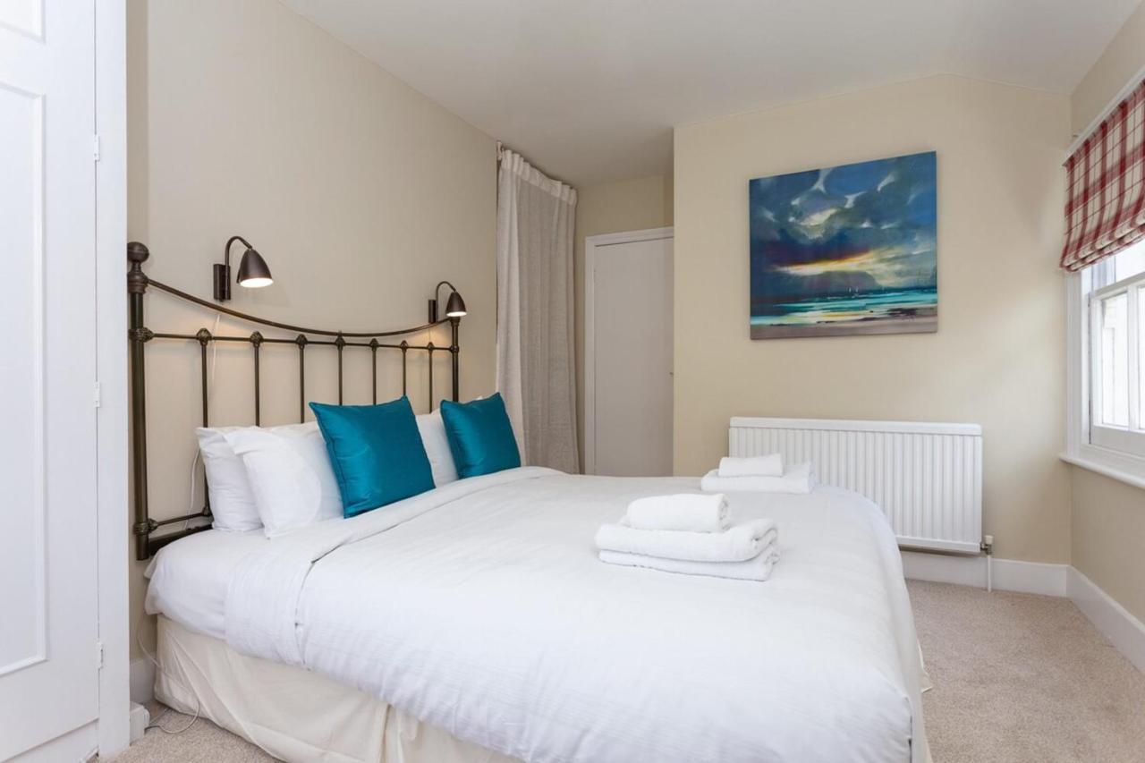 Quaint 2 Bedroom Flat - 9 Minutes Walk To Vauxhall Tube Londres Exterior foto